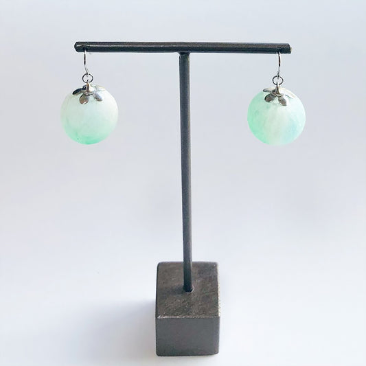 手漉き和紙の和紙玉ピアス